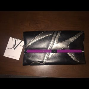 DVF 440 ENVP CLUTCH AK COLLAB LTH